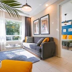 missafir-modern-flat-near-hadrians-gate.allantalyahotels.org/